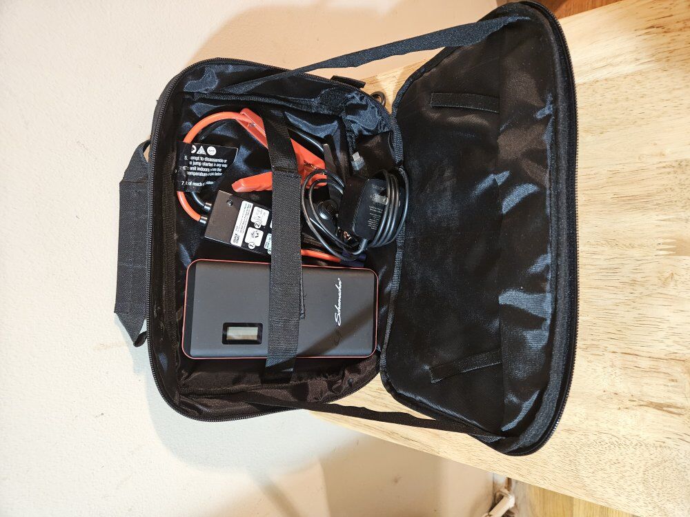 SCHUMACHER MODEL SL1315 JUMP STARTER