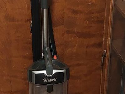 Shark Navigator Vacuum Cleaner