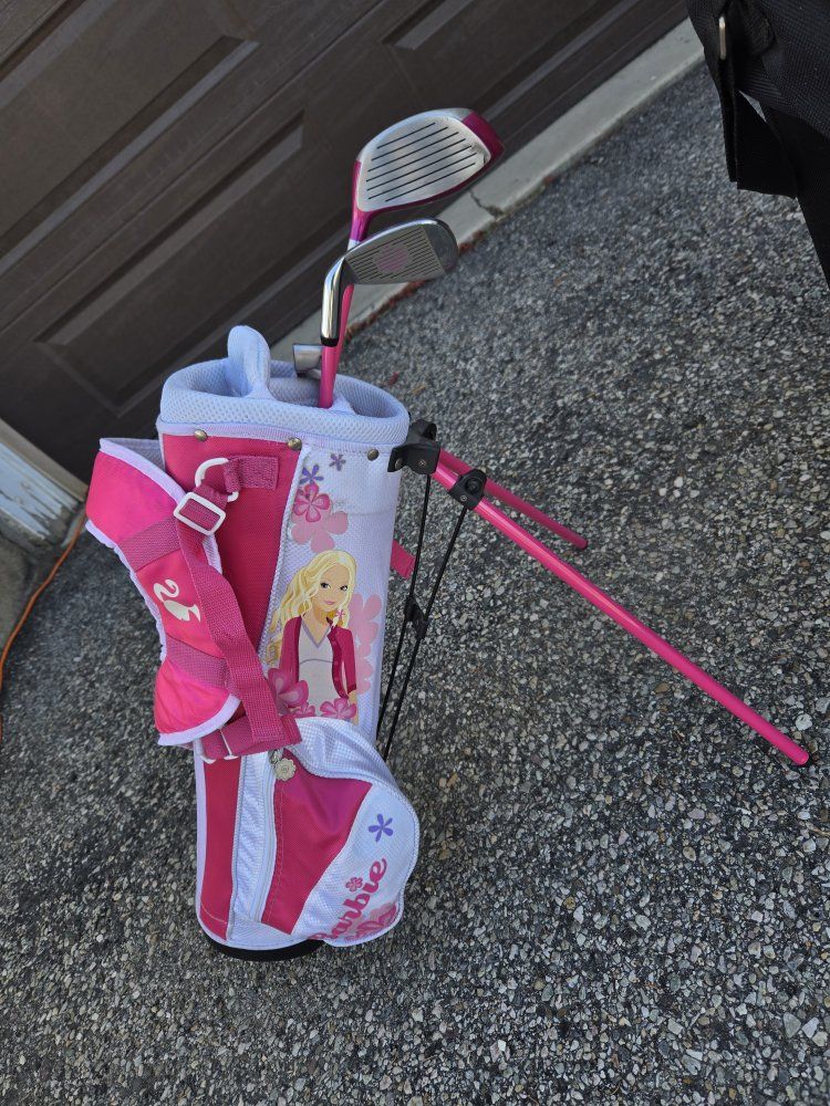 Barbie golf clubs and bag