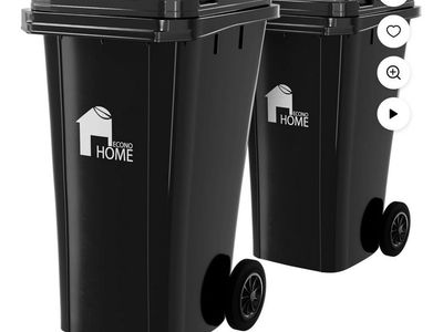 Outdoor Garbage Can with Lid