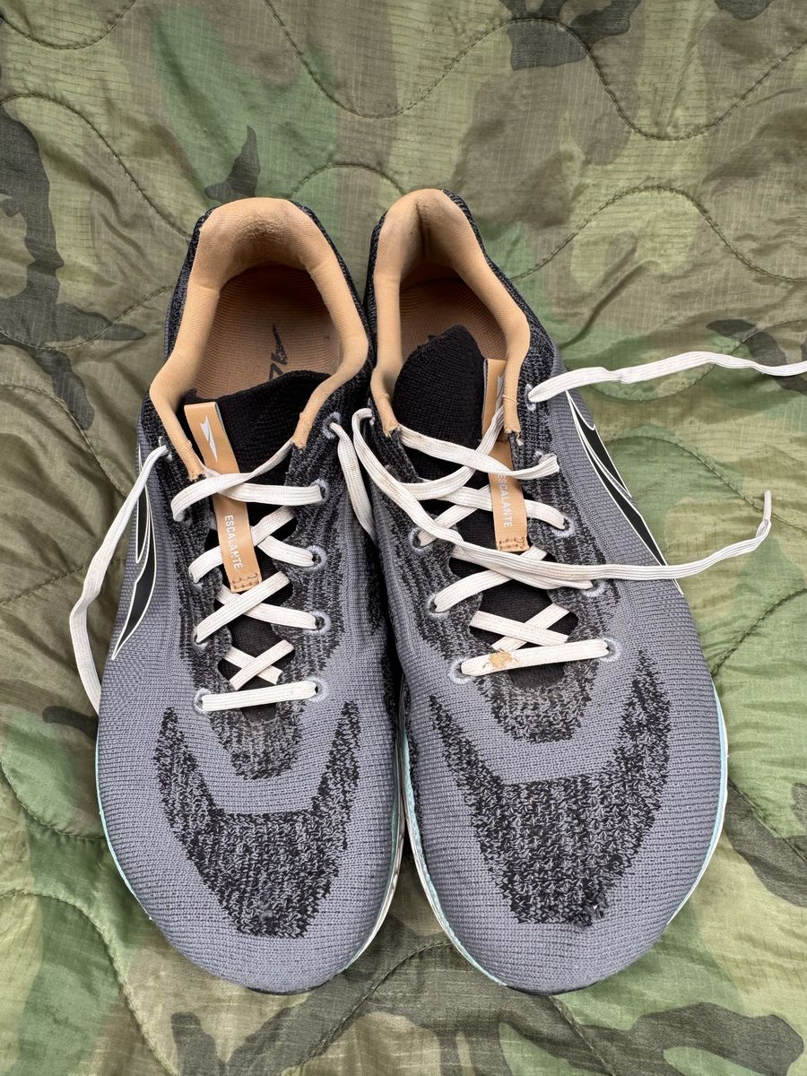 Altra Escalante Running Shoes Gray/Black/Teal - Size Not Marked