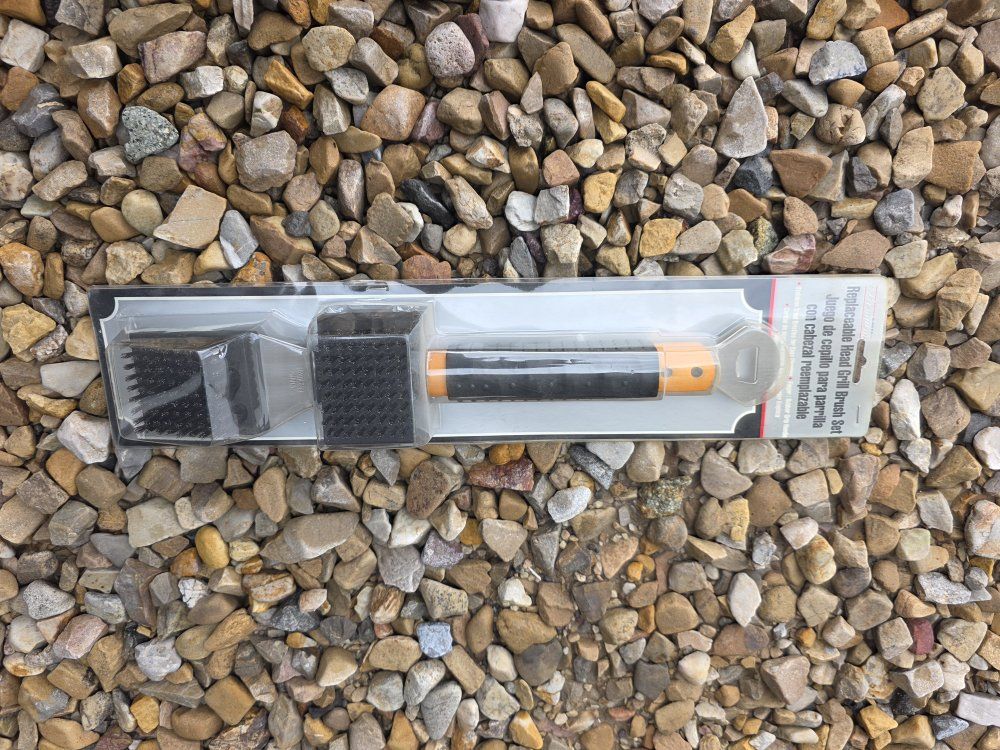 Barbecue brush