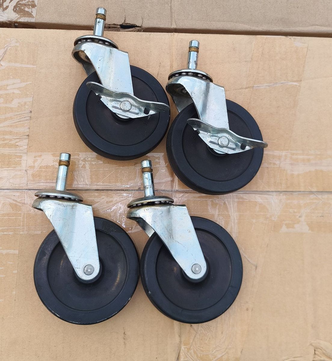 4pcs Swivel Casters 3in x 7/16in  Press-in Shank with brakes Seville Classics