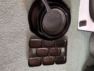 CAST-IRON KITCHEN COOKWARE