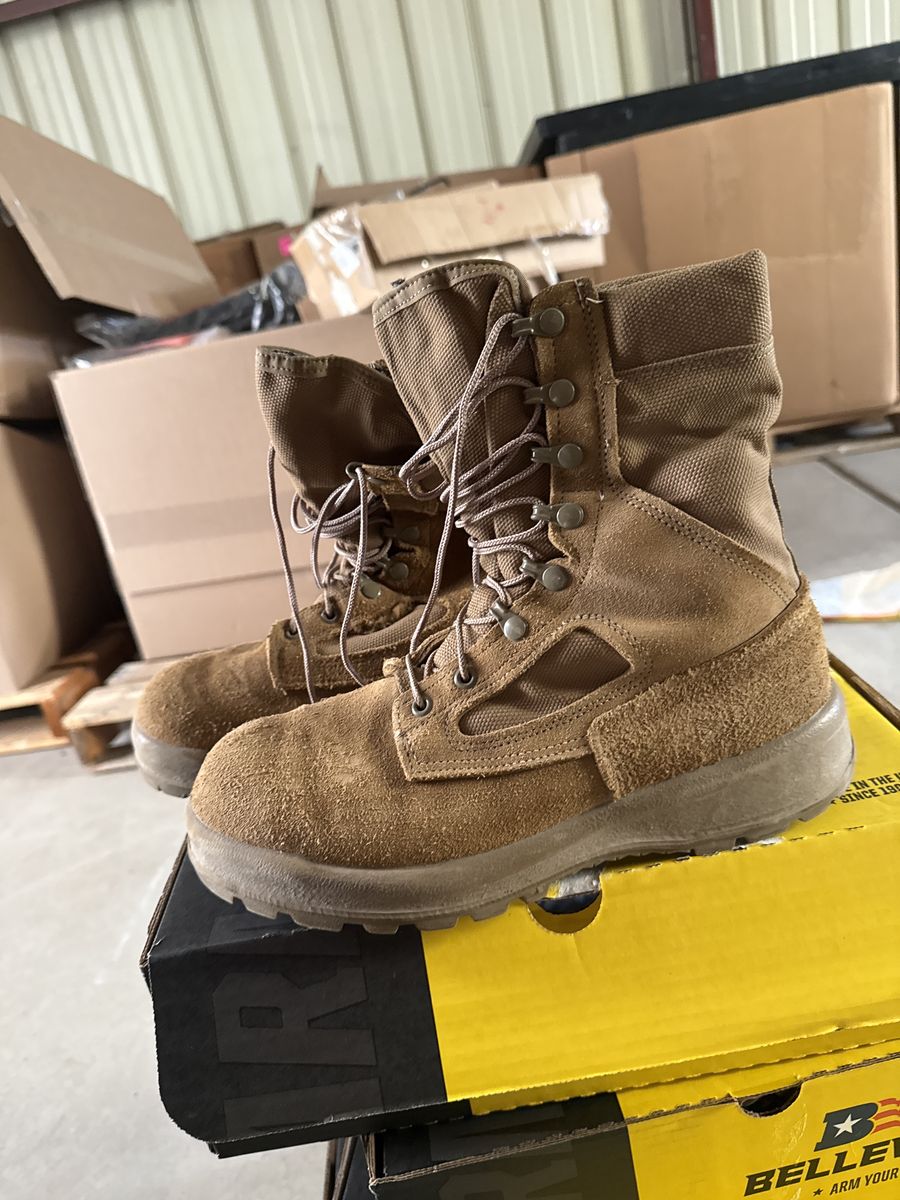 Mens Tan Combat Boots 8.5 Wide Fit