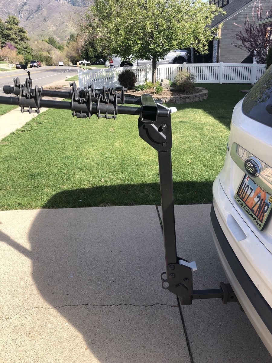 THULE BIKE RACK