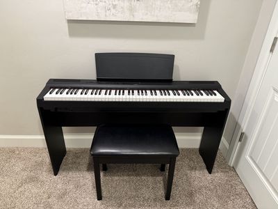 Yamaha P-125 88-Key Digital Piano with Stand, Bench, and Pedal - Black