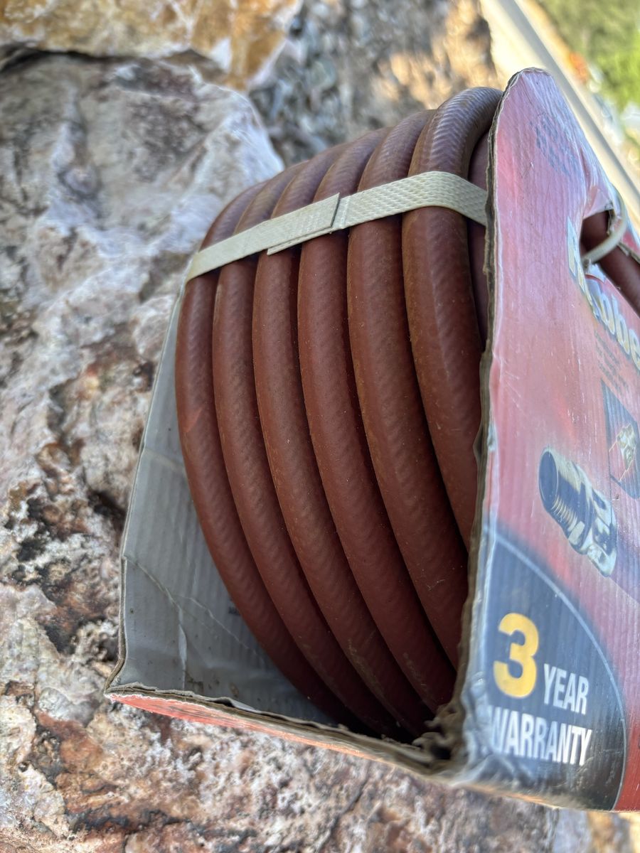Amflo 552-50AE 50 ft x 3/8 in Rubber Air Hose 300 PSI