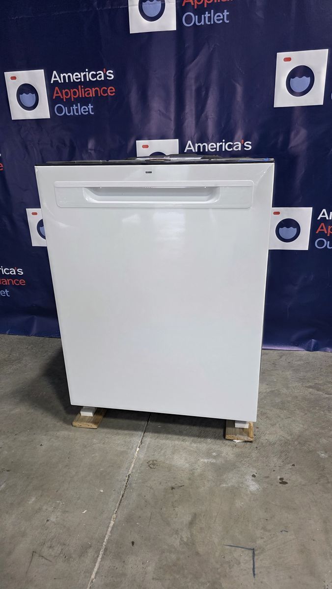 GE Dishwasher - Top Control - Steel Tub - Third Rack - Silverware Jets - Bottle Jets - Unit B5