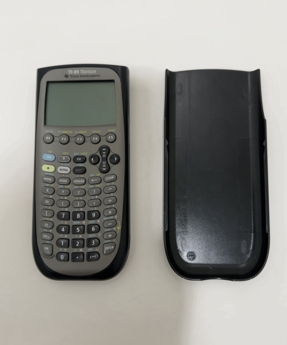 Ti-89 Titanium Graphing Calculalator / Batteries