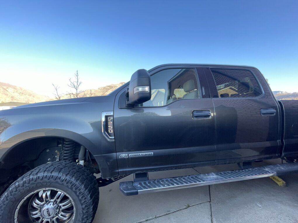 F 250