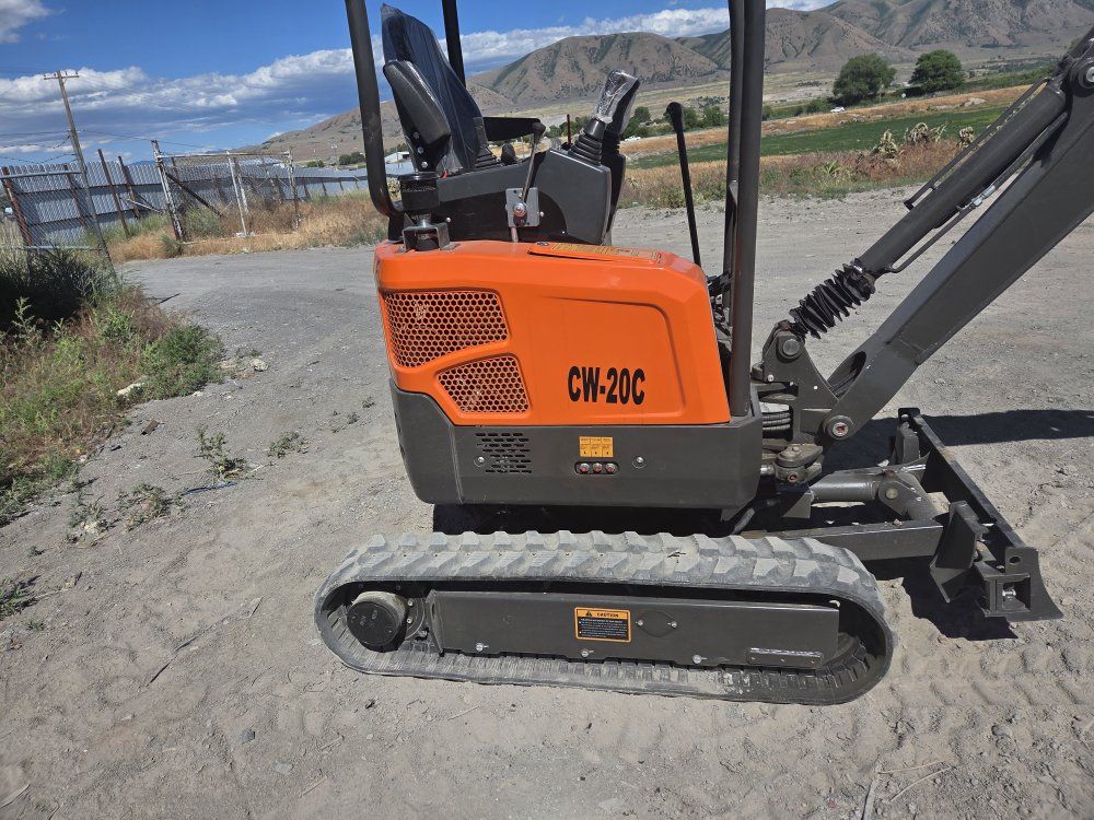 Brand new CW-20 Kubota 1105