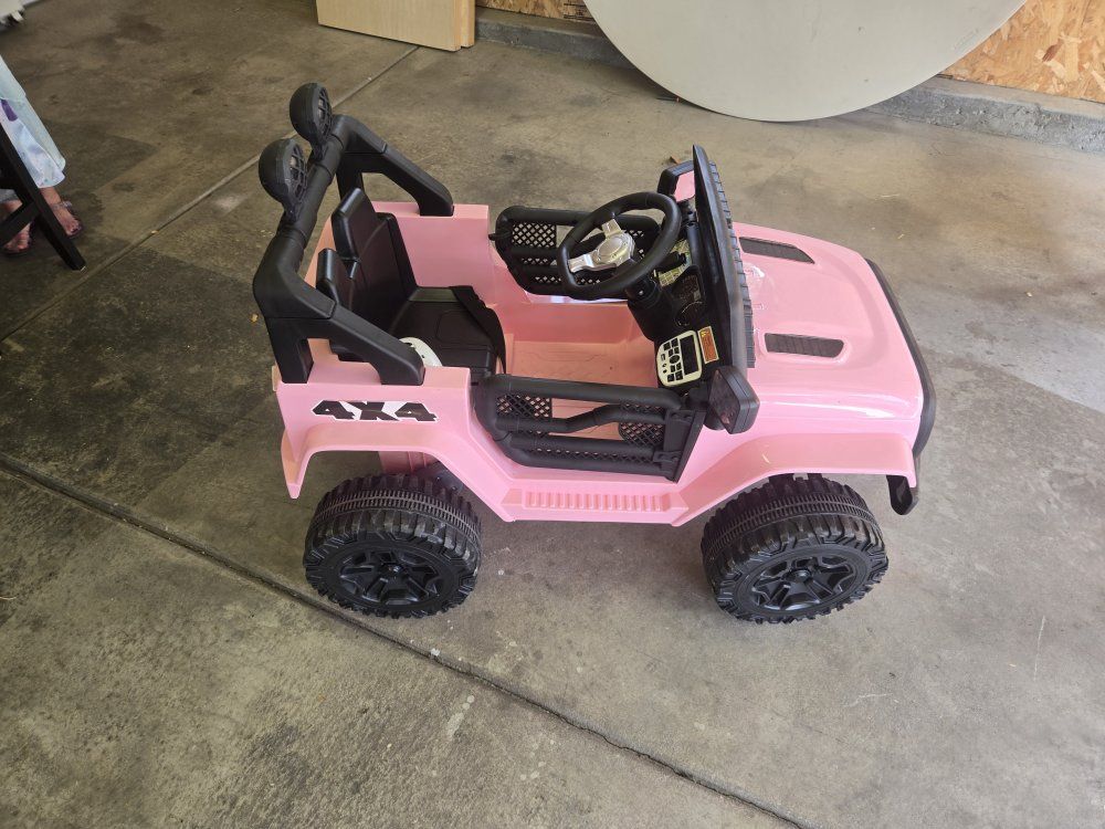 Need gone Pink 4x4 Kids Ride-On Truck for sale – $30!