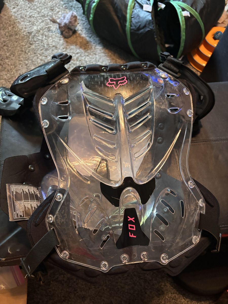 Main image 4