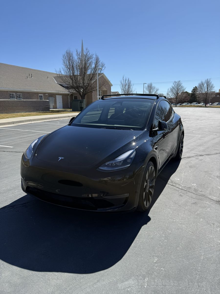2023 Tesla Model Y Performance