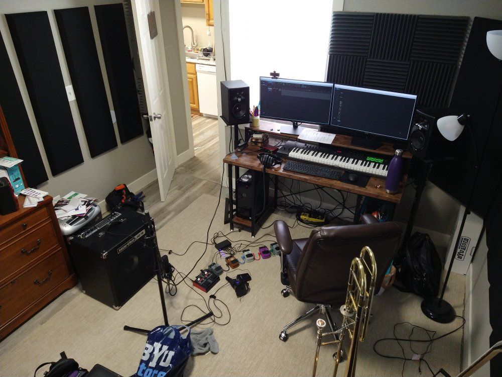 Main image 13