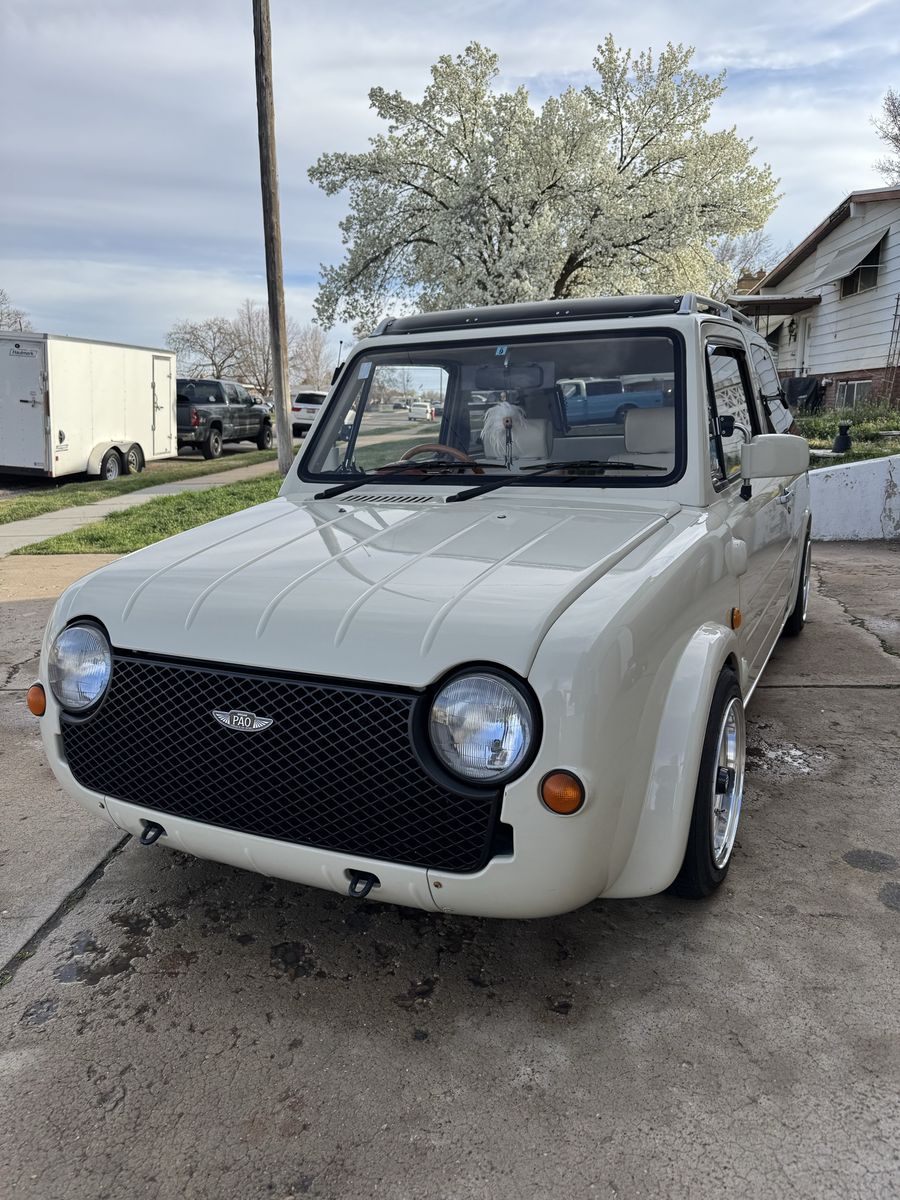 1990 Nissan Pao