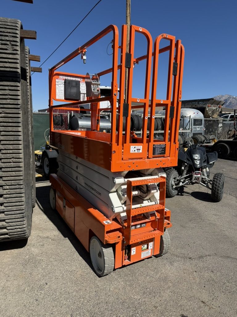 Electric Scissor Lifts for Rent, 19 foot and 26 foot. Only 32 Inches wide