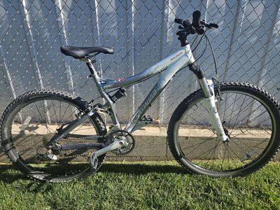 Woman's Specialized Myka M4 Full Suspension Mountain Bike