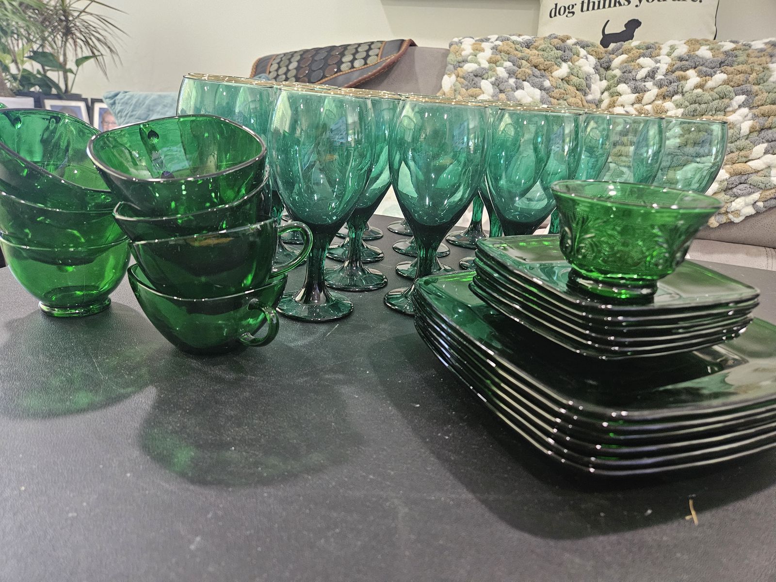 China - Vintage Anchor Hocking Forest/ Emerald Green