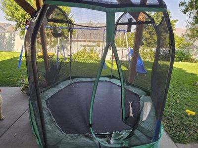 Kid's Mini Trampoline with Enclosure.