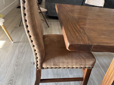 Table for sale with 8 chairs and 4 barstools