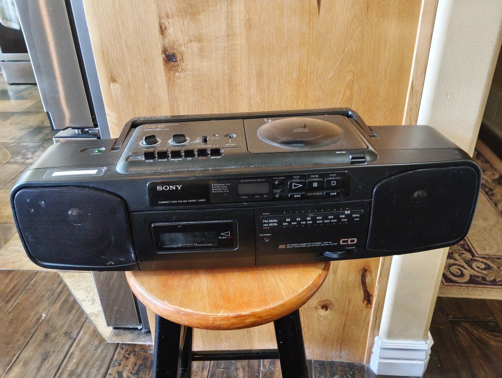 Sony radio with CD and tape player