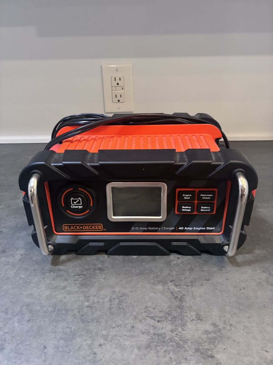 Black and Decker 12 volt battery 