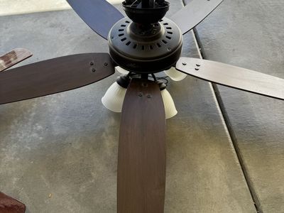 Hunter Elite Ceiling Fan Model 53242 with Reverse Flow