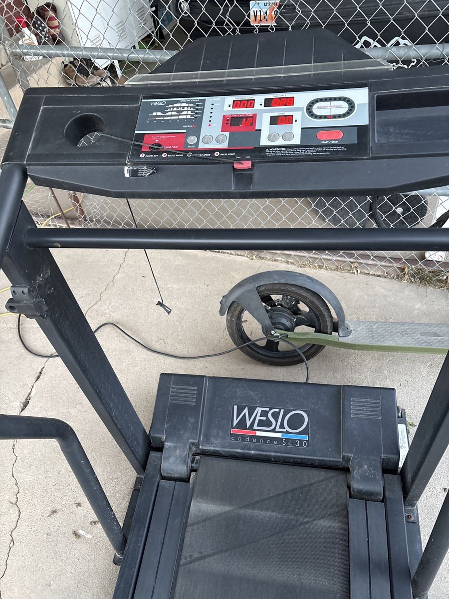 WESLO Cadence SL30 Treadmill - Durable Home Exercise Equipment