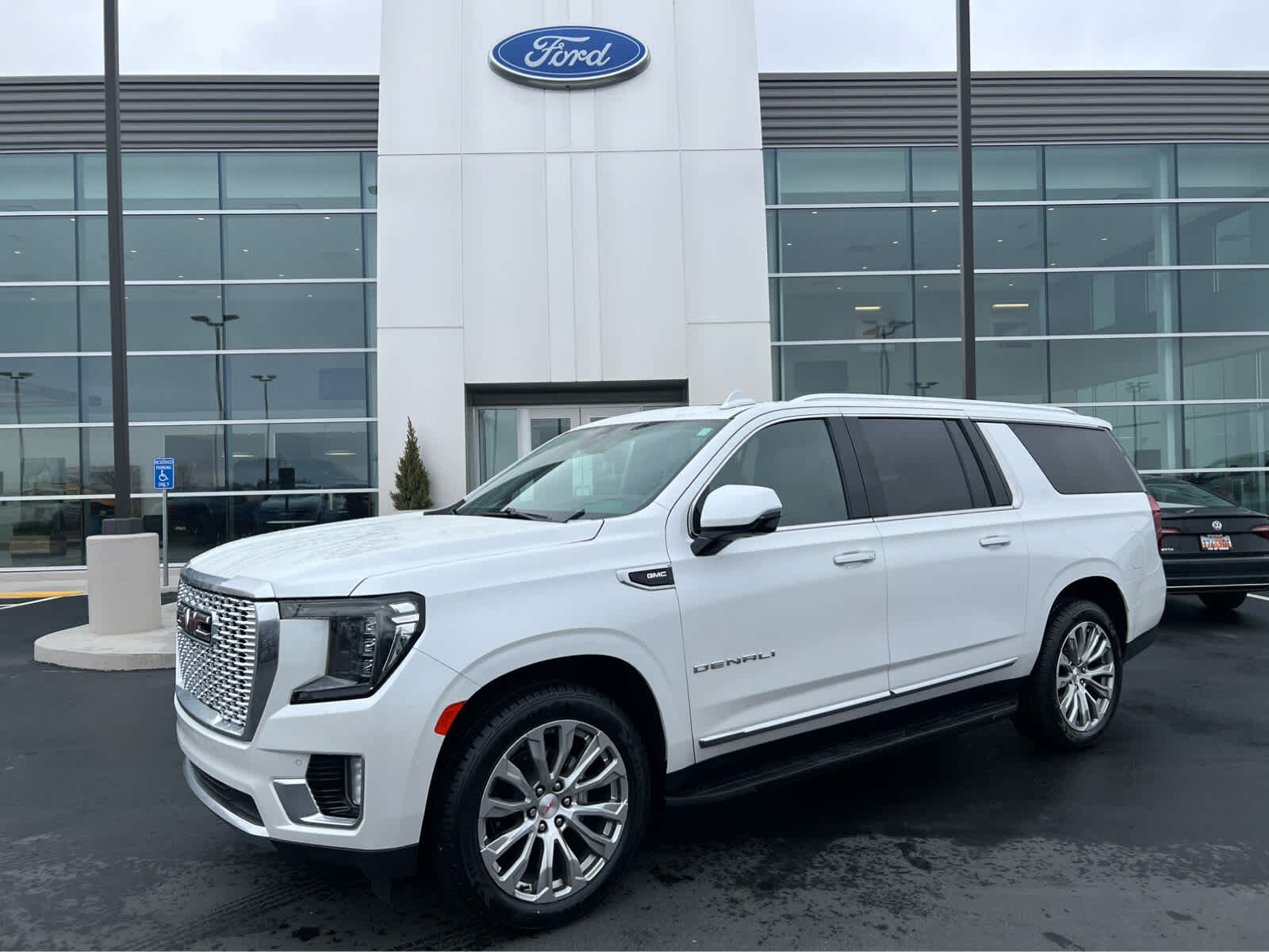 2022 GMC Yukon XL Denali