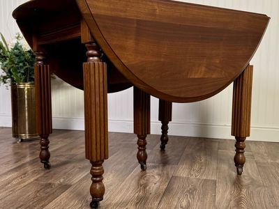 Federal Cherry Extension Drop-Leaf Dining Table
