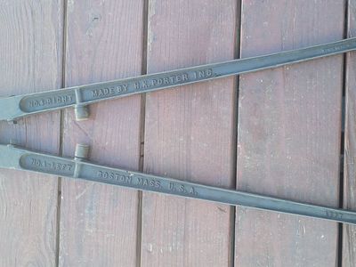 Antique Bolt Cutters, Bull Horn Clippers, 3 Tree Saws