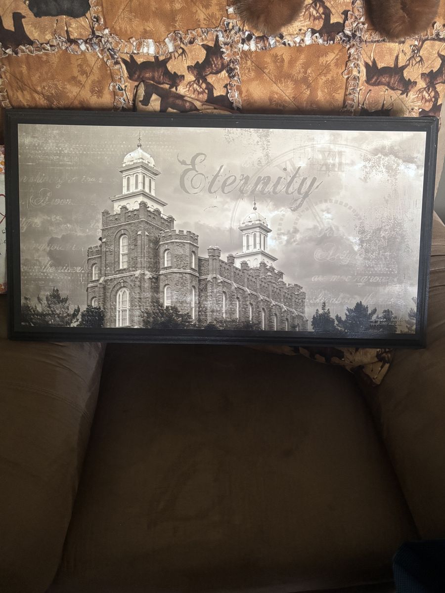 Beautiful Logan Temple Picture