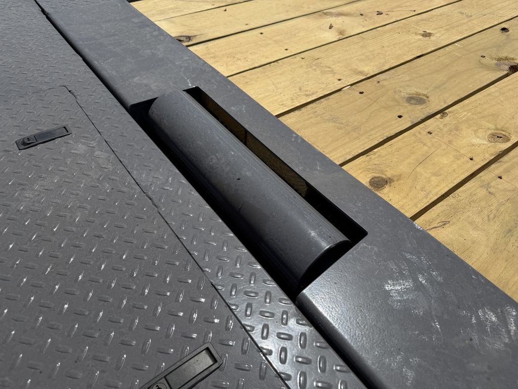 Main image 5