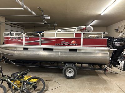2015 bass buggy 18 ft pontoon boat