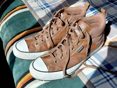 Converse Malden Street Boot size 10.5