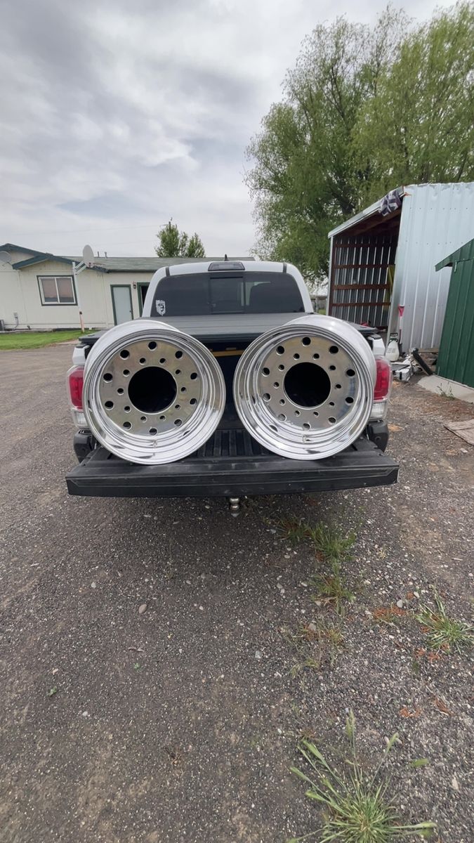 22x14 milled and polished accuride super singles