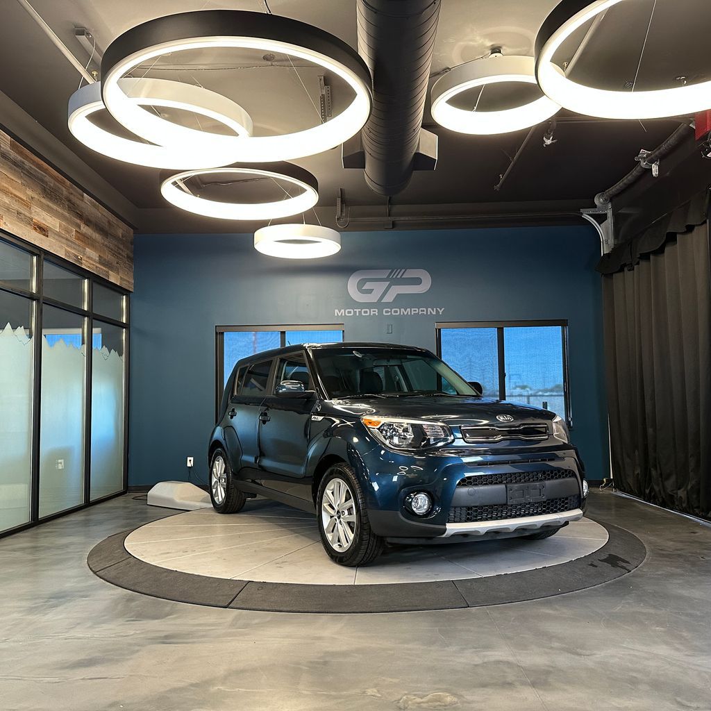 2017 Kia Soul +