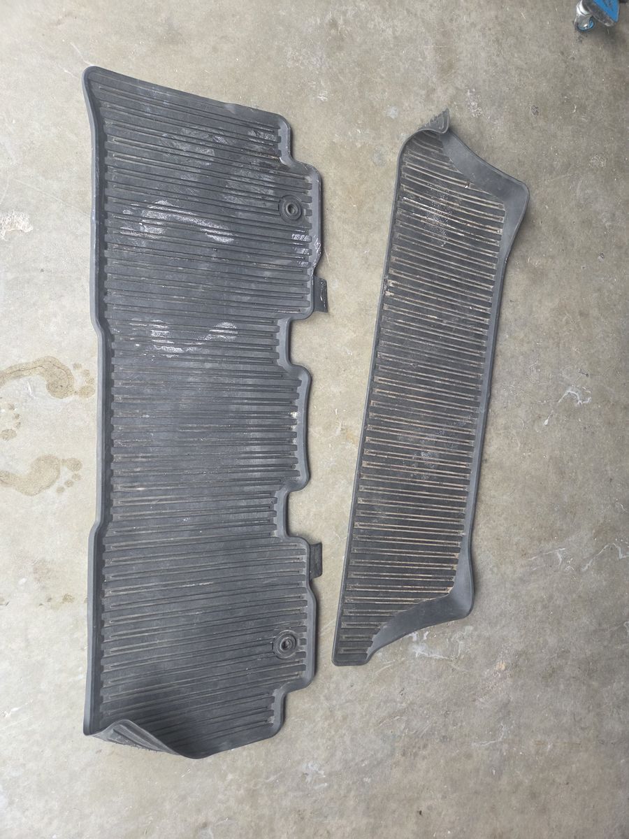  Floor Mats Set