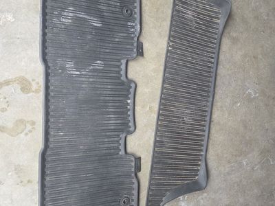 Floor Mats Set
