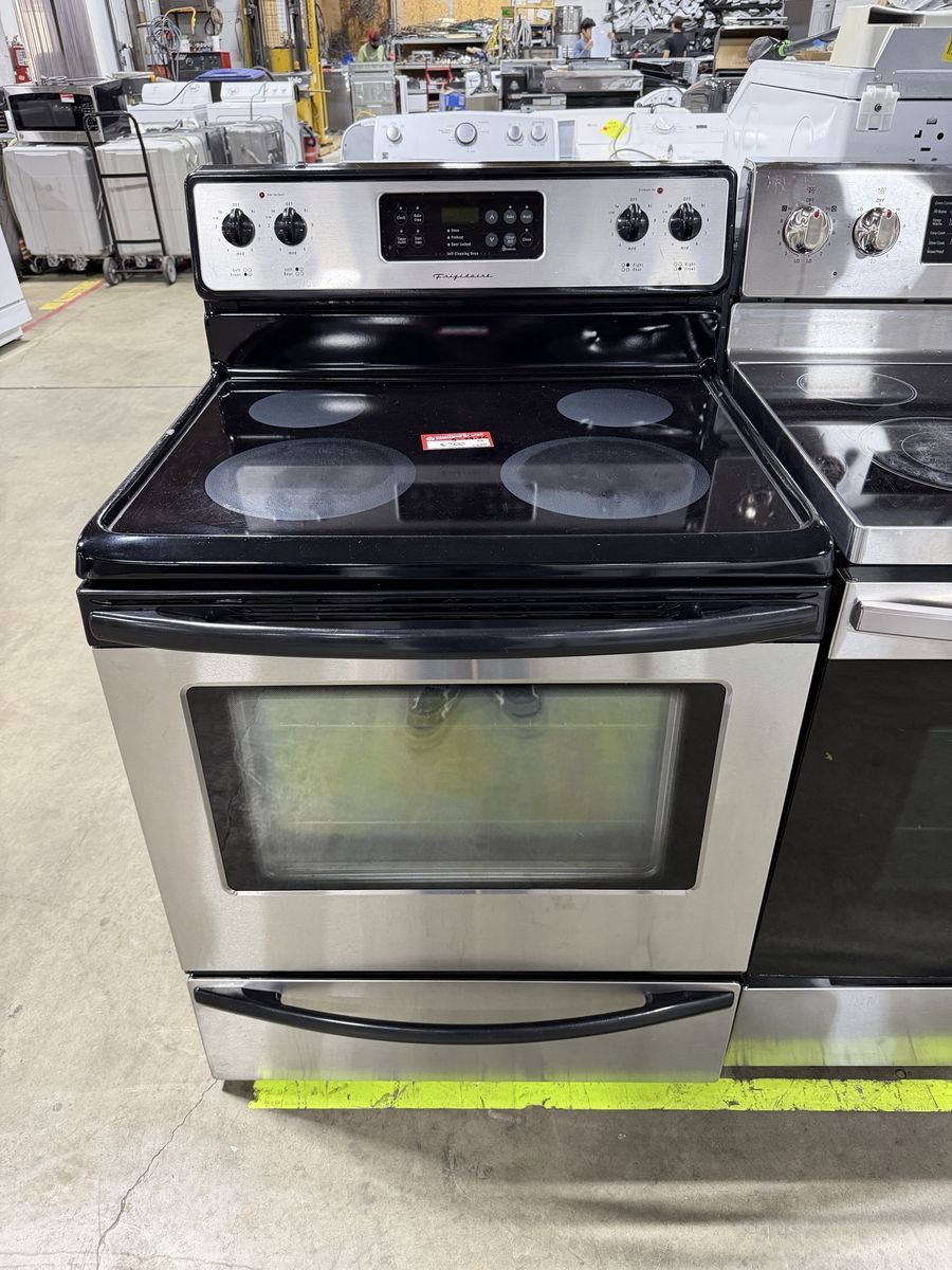 Frigidaire Stainless Steel Electric Range Stove w/ Glass Top & Oven - Used Good Condition
