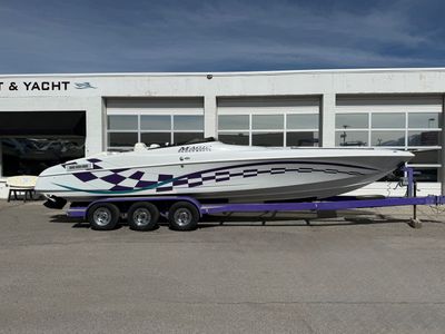 1997 29' Magic Wizard Open Bow/Cuddy