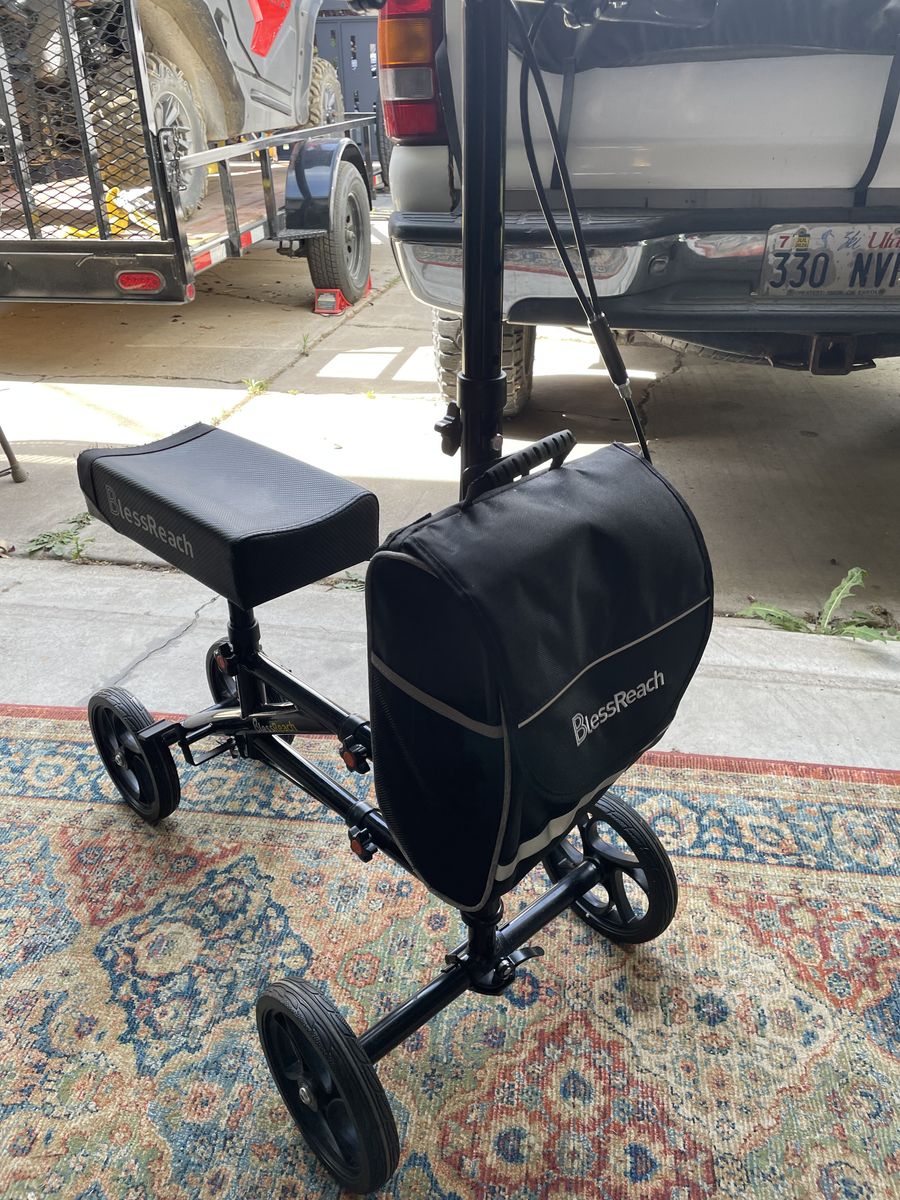 Gently used knee scooter