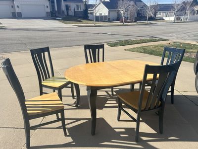 Solid Wood Table And 5 Chair Set With Leaf