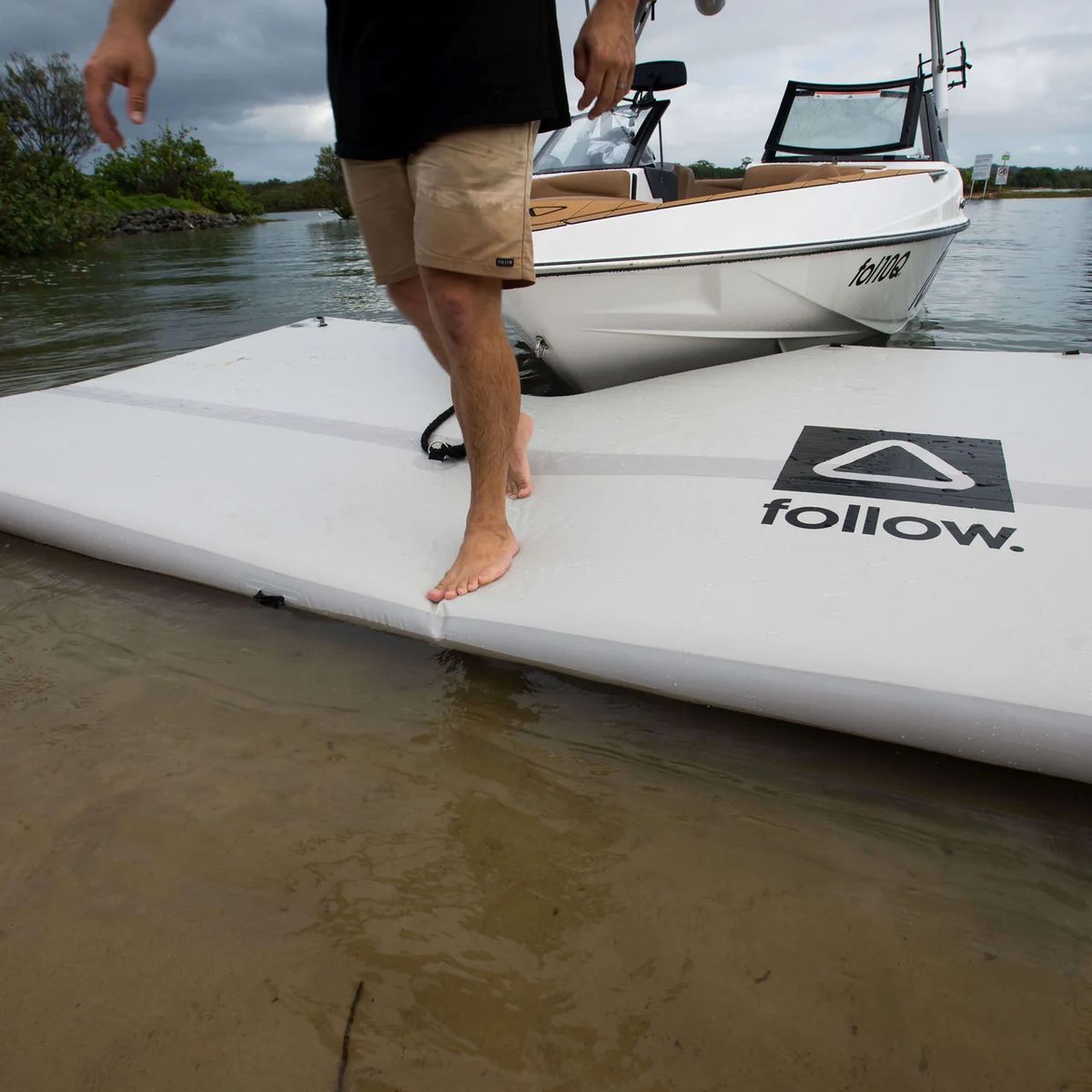 Follow Inflatable Dock