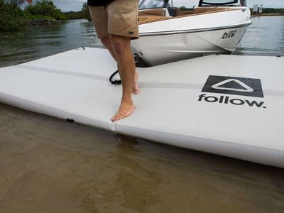 Follow Inflatable Dock