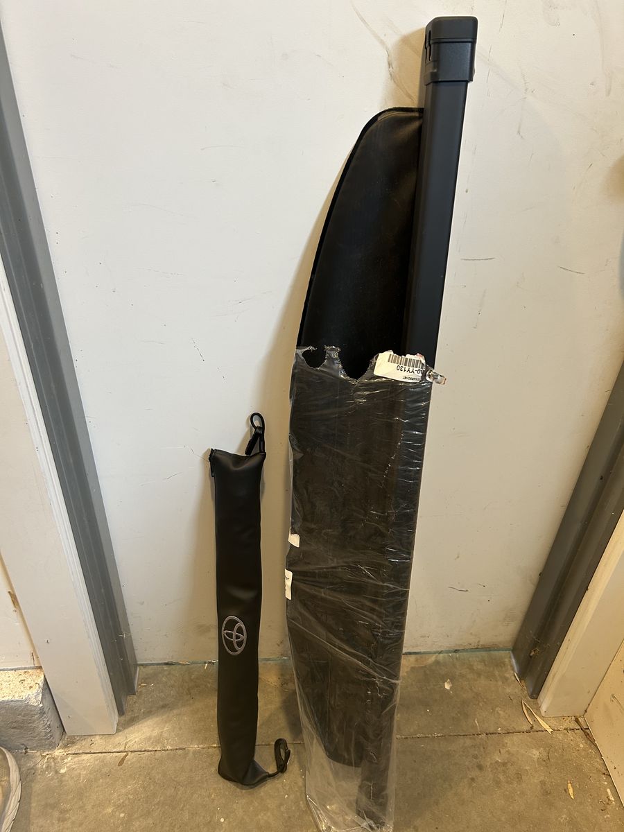 Toyota Corolla Cross Cargo Cover & Net- NEW