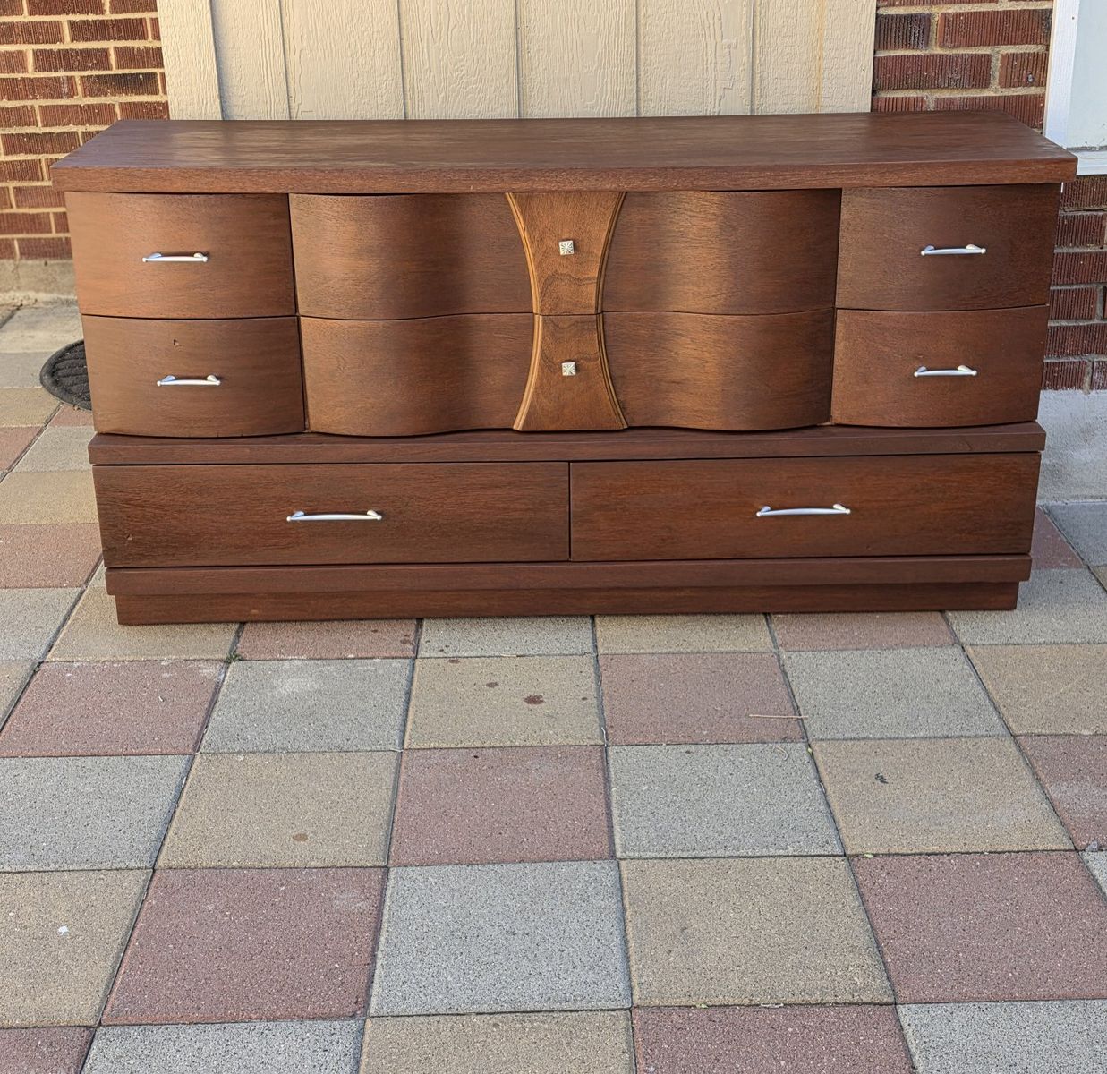Vintage Mid-Century 8 Drawer Dresser