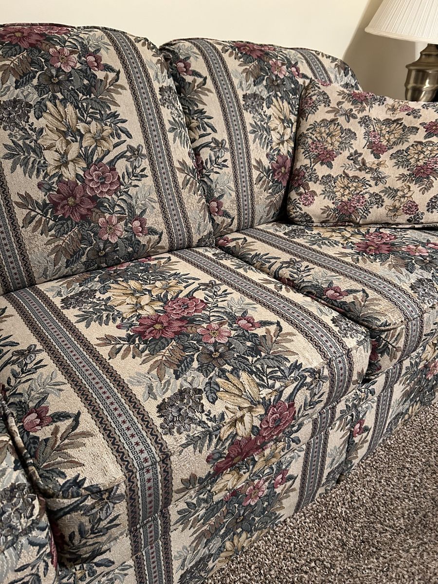 Main image 4